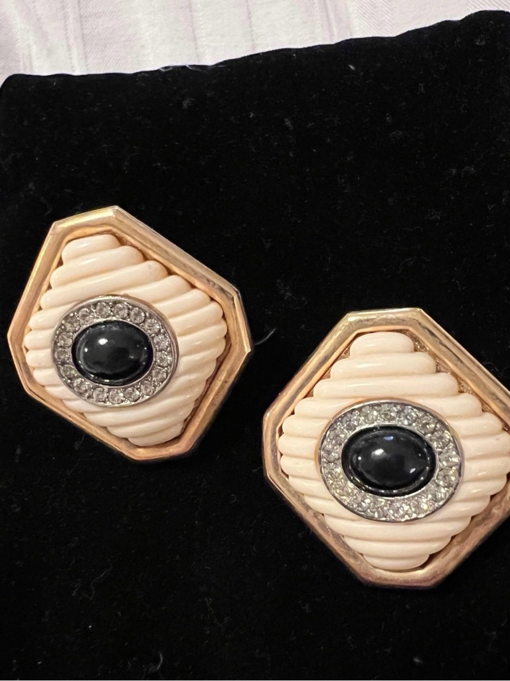 Vintage 80’s Elegant Cream and Black Hexagon Statement Earrings